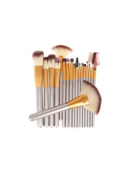 Pensule de machiaj, multifunctional, husa alba, set 18 piese, Isotrade
