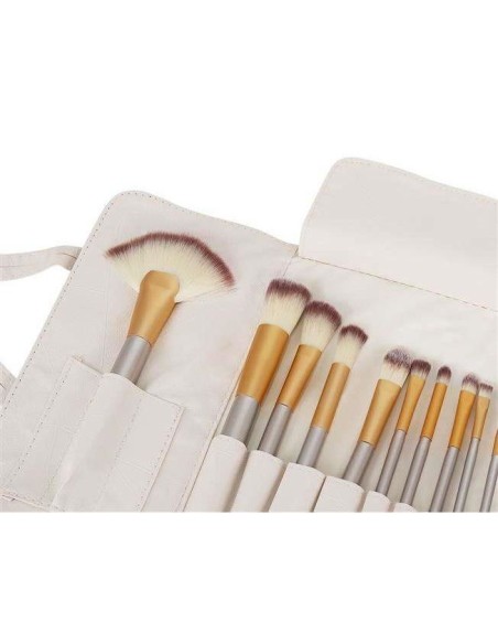 Pensule de machiaj, multifunctional, husa alba, set 18 piese, Isotrade