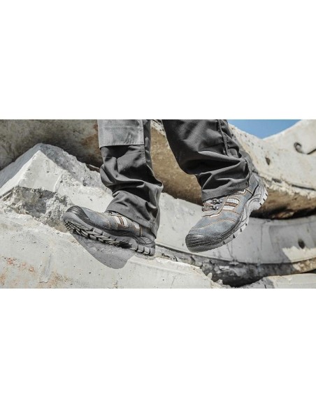 Pantofi de lucru din piele de caprioara, S1P, SRA, marimea 40, NEO