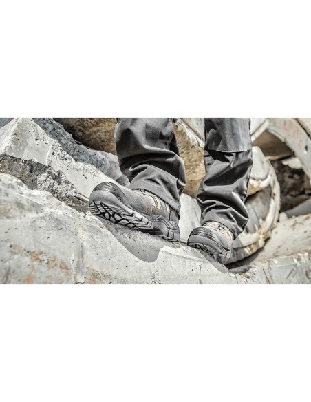 Pantofi de lucru din piele de caprioara, S1P, SRA, marimea 40, NEO
