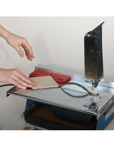 Masina de taiat gresie si faianta, electrica,...