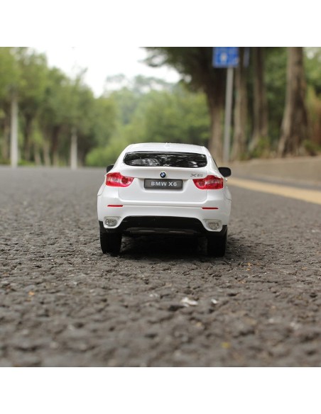 MASINA CU TELECOMANDA BMW X6 ALB CU SCARA 1 LA 24