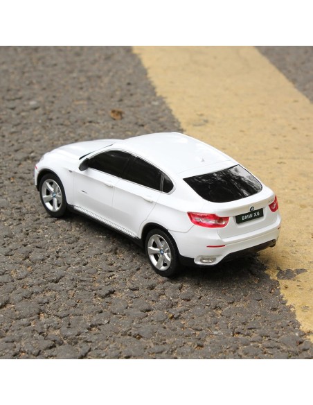 MASINA CU TELECOMANDA BMW X6 ALB CU SCARA 1 LA 24