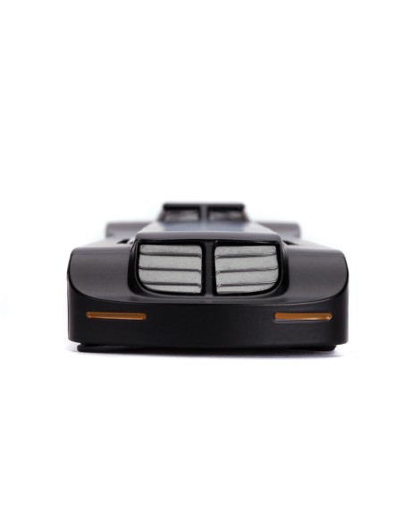 BATMAN MASINA BATMOBILE CU FIGURINA 1:32