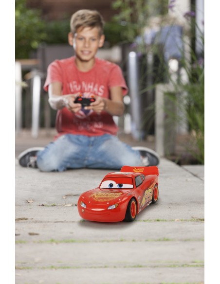 MASINA CU TELECOMANDA FULGER McQUEEN 17CM