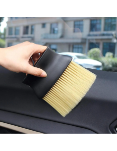 Perie cu maner ergonomic si fire din nylon SoftTouch...