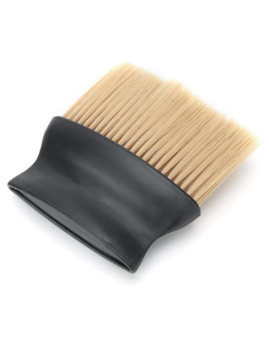Perie cu maner ergonomic si fire din nylon...