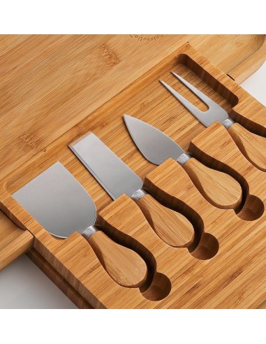 Set platou din bambus si 4 cutite speciale...