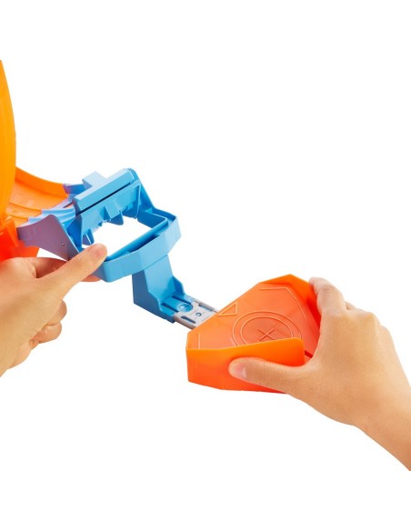 HOT WHEELS CIRCUIT RAPID CU LANSATOR PENTRU CASCADORII SI MASINUTA EXCLUSIVA